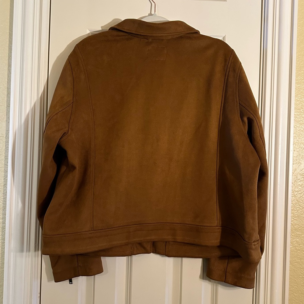 Women's Soft Suede-like Jacket - Picture 3 of 8